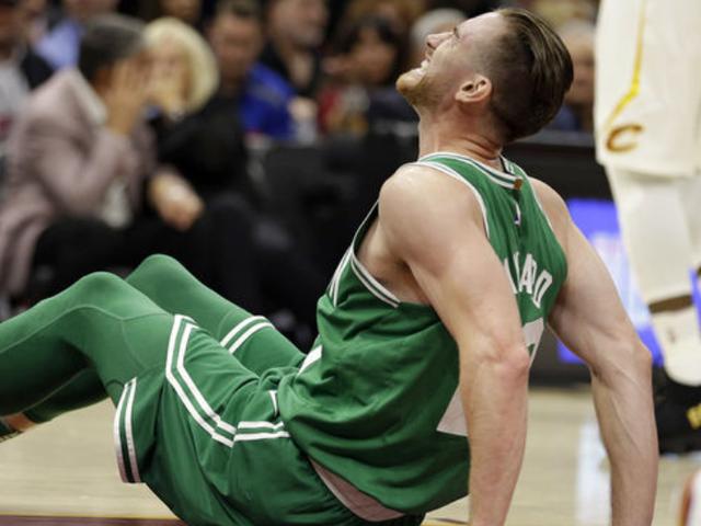  曼城亿元先生重伤恐赛季报销  