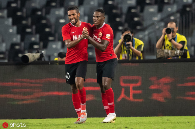  霍芬海姆锋霸梅开二度，率队横扫副班长提气